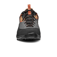 Garmont zapatilla trekking hombre AKRON GORE-TEX MARRON puntera