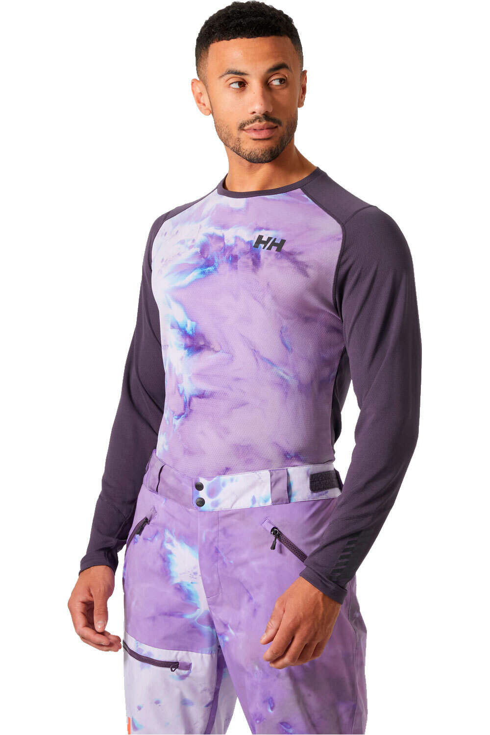 Helly Hansen camiseta térmica manga larga hombre LIFA ACTIVE MORADO vista frontal