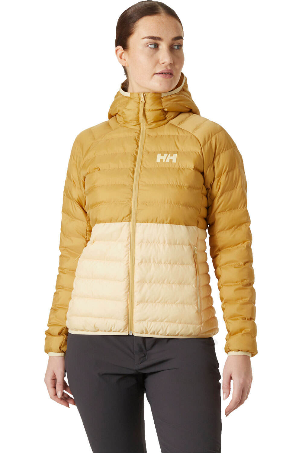 Helly Hansen chaqueta outdoor mujer BANFF PLUS AMARILLO vista frontal