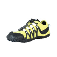 Hi Tec sandalias trekking niño ABYSS AMARILLO vista trasera