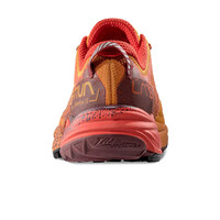 La Sportiva zapatillas trail hombre AKASHA II NARANJA vista trasera
