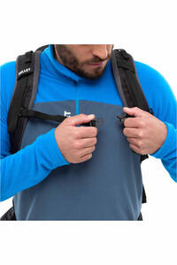 Millet mochila montaña HANANG 40 NEGRO 09
