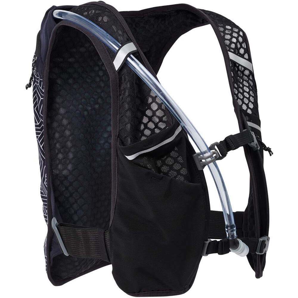 Nathan varios running Hypernight Quick Start 3 4L NEGRO 01