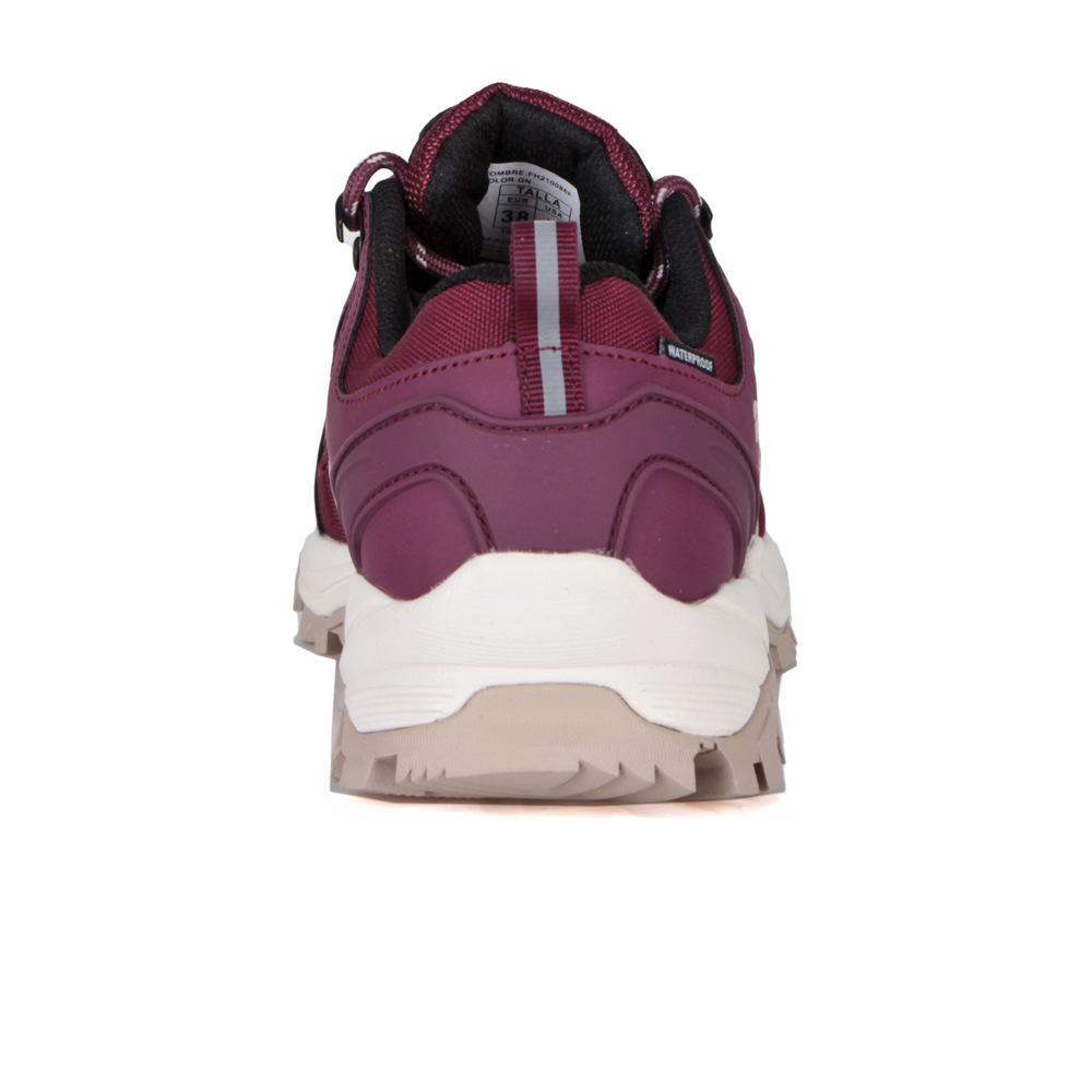 Neak Peak zapatilla trekking mujer FOCUS LOW ROJO vista trasera