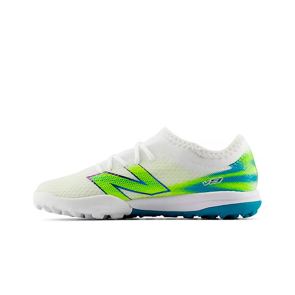 New Balance botas de futbol niño multitaco y terreno duro Furon Team Jnr TF V9 BLANCO puntera