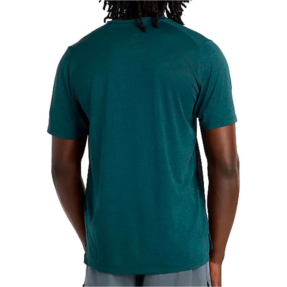 New Balance camiseta técnica manga corta hombre Athletics T-Shirt VERDE vista trasera