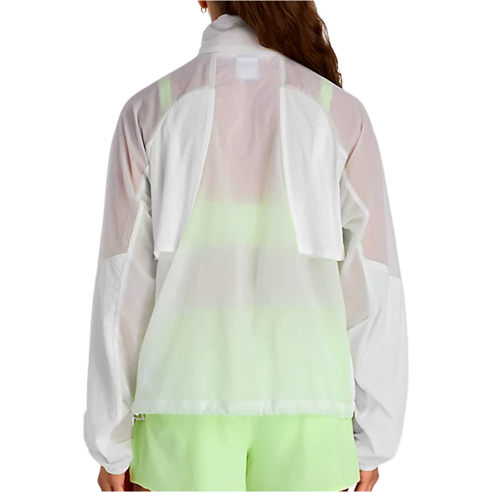New Balance Chaqueta Running Mujer RC Jacket GRIS vista trasera