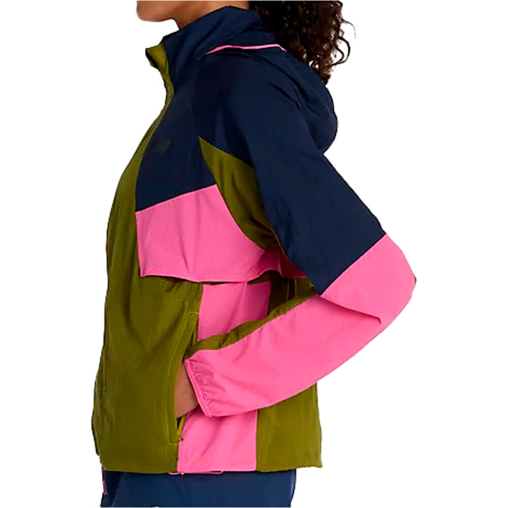 New Balance Chaqueta Running Mujer RC VERDE vista detalle