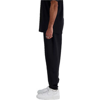 New Balance pantalón hombre SPORT ESSENTIALS NEGRO vista detalle