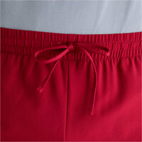 New Balance pantaloneta técnica hombre Sport Essential Short 5 ROJO vista detalle