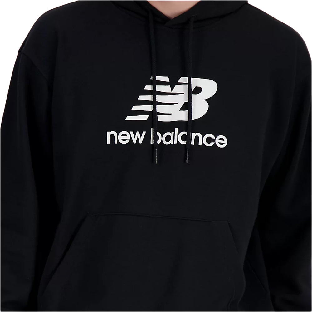 New Balance sudadera hombre SPORT ESSENTIALS LOGO NEGRO 03