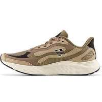 New Balance zapatilla running hombre ARISHI MARRON puntera