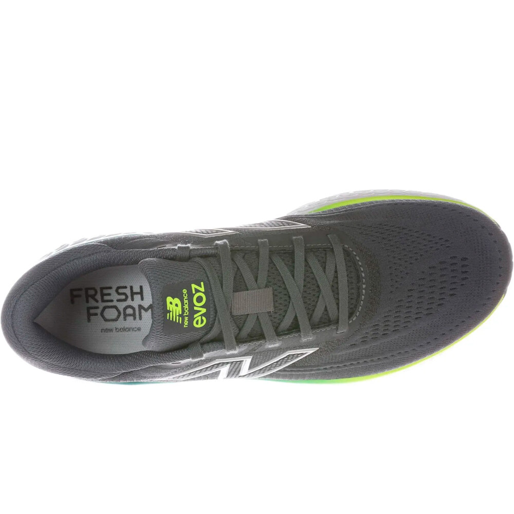 New Balance zapatilla running hombre FRESHFOAM EVOZ V4 GRIS vista trasera