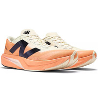 New Balance zapatilla running hombre REBEL V4 BLANCO lateral interior