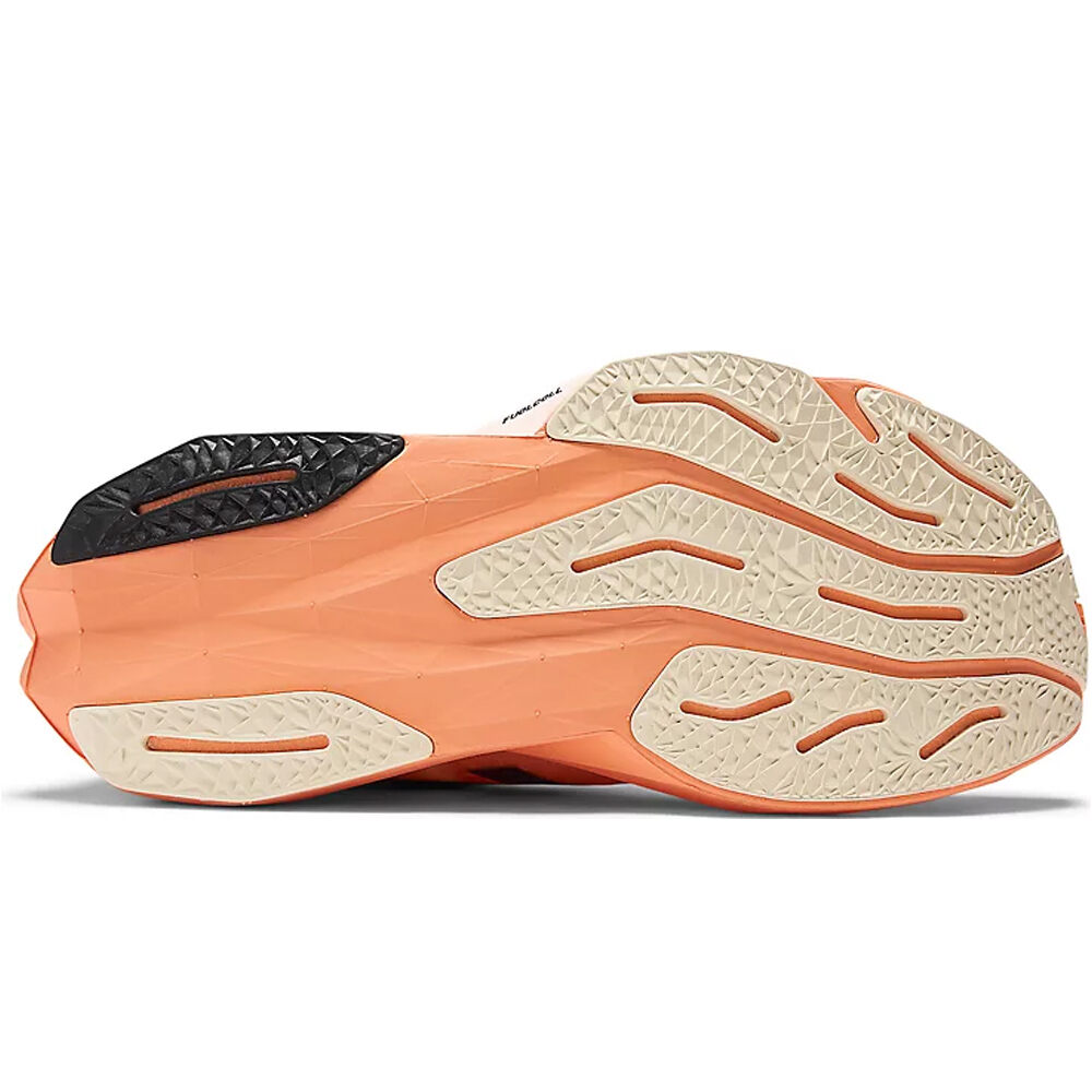 New Balance zapatilla running hombre REBEL V4 BLANCO vista trasera