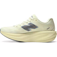 New Balance zapatilla running mujer SuperComp Rebel v1 MARRON puntera