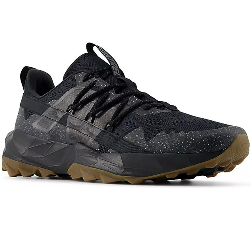 New Balance zapatillas trail hombre TEKTREL NEGRO puntera