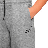 Nike bermuda niño SPORTSWEAR TECH NEGRO 03