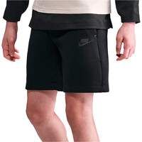 Nike bermuda niño SPORTSWEAR TECH NEGRO vista frontal