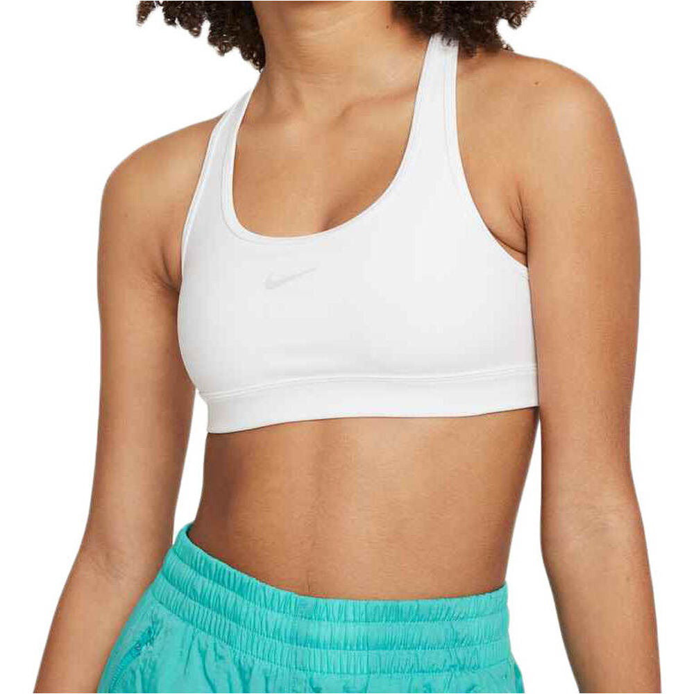 Nike body running niño DRI-FIT SWOOSH BLANCO vista frontal