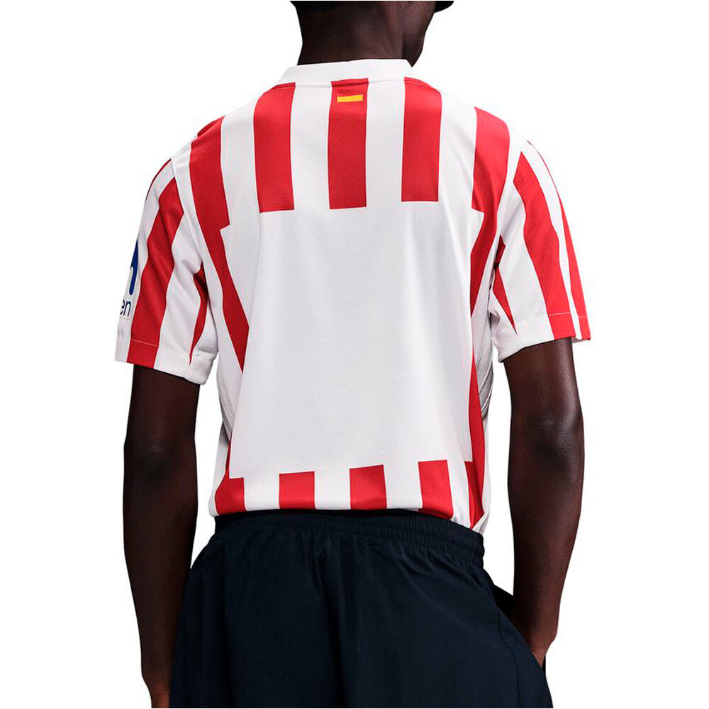 Nike camiseta de fútbol oficiales ATELTICO DE MADRID 25/26 PRIMERA EQUIPACION ROJO vista trasera