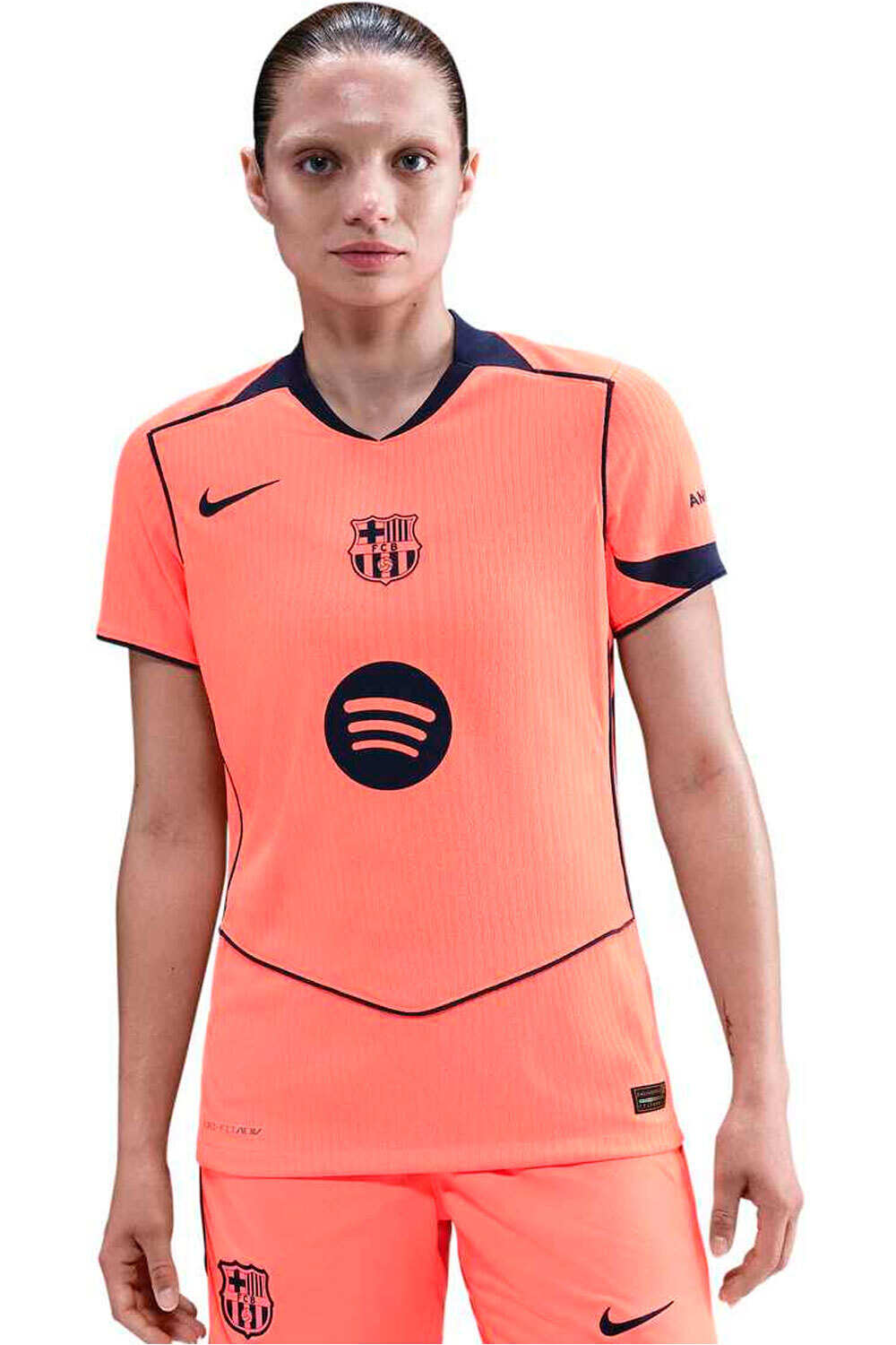 Nike camiseta de fútbol oficiales BARCELONA 25/26 TERCERA EQUIPACION MUJER NARANJA vista frontal