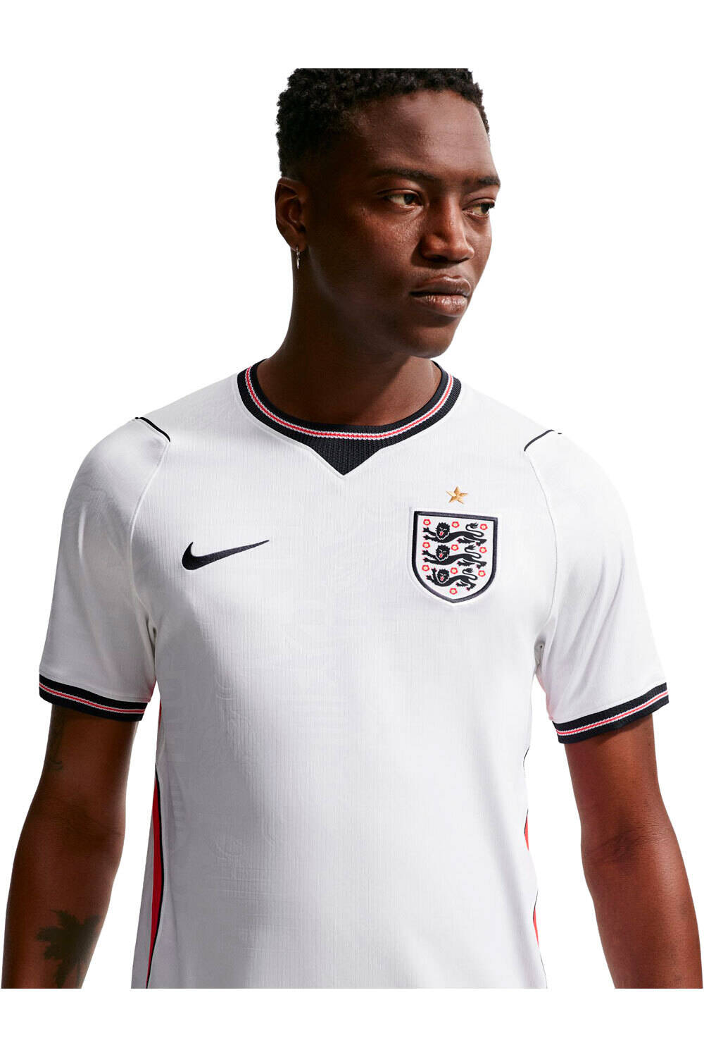 Nike camiseta de fútbol oficiales INGLATERRA MUNDIAL 2026 PRIMERA EQUIPACION  vista detalle