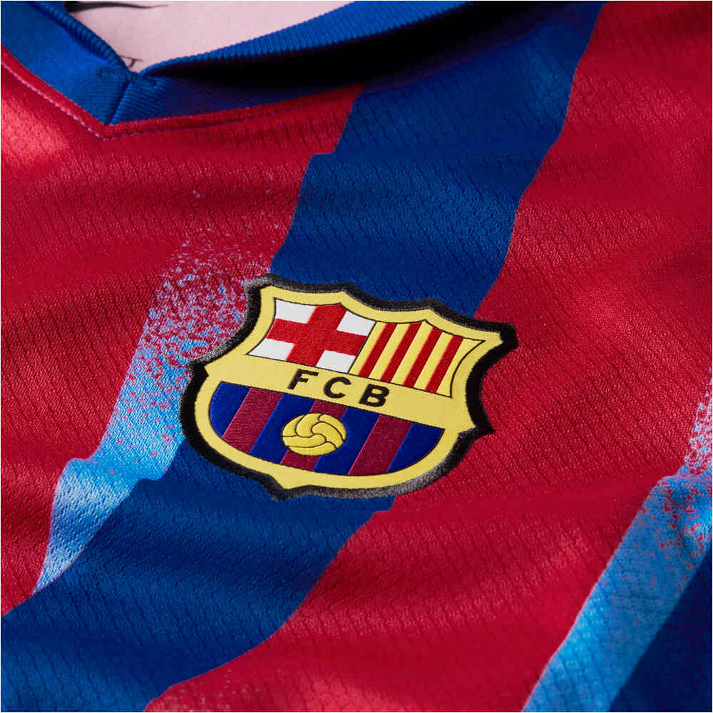 Nike camiseta de fútbol oficiales niño BARCELONA 25/26 CUARTA EQUIPACION  07