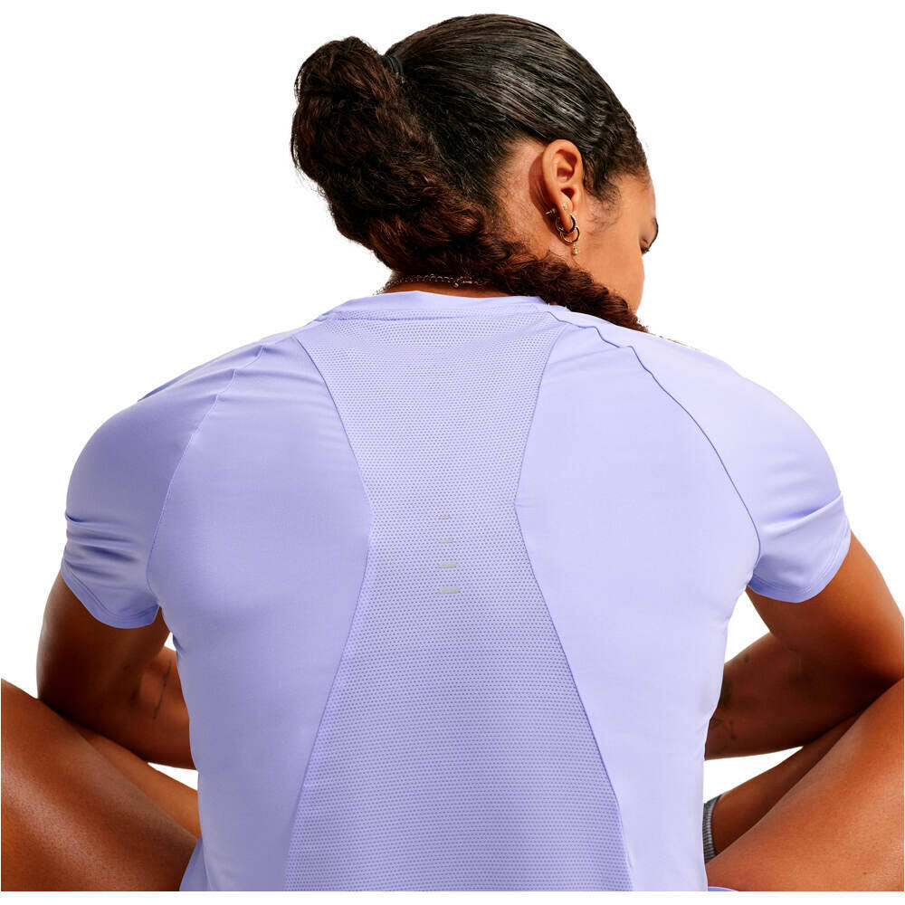 Nike camiseta entrenamiento manga corta mujer W NK SWIFT DF TOP SS STNDRD MORADO 03