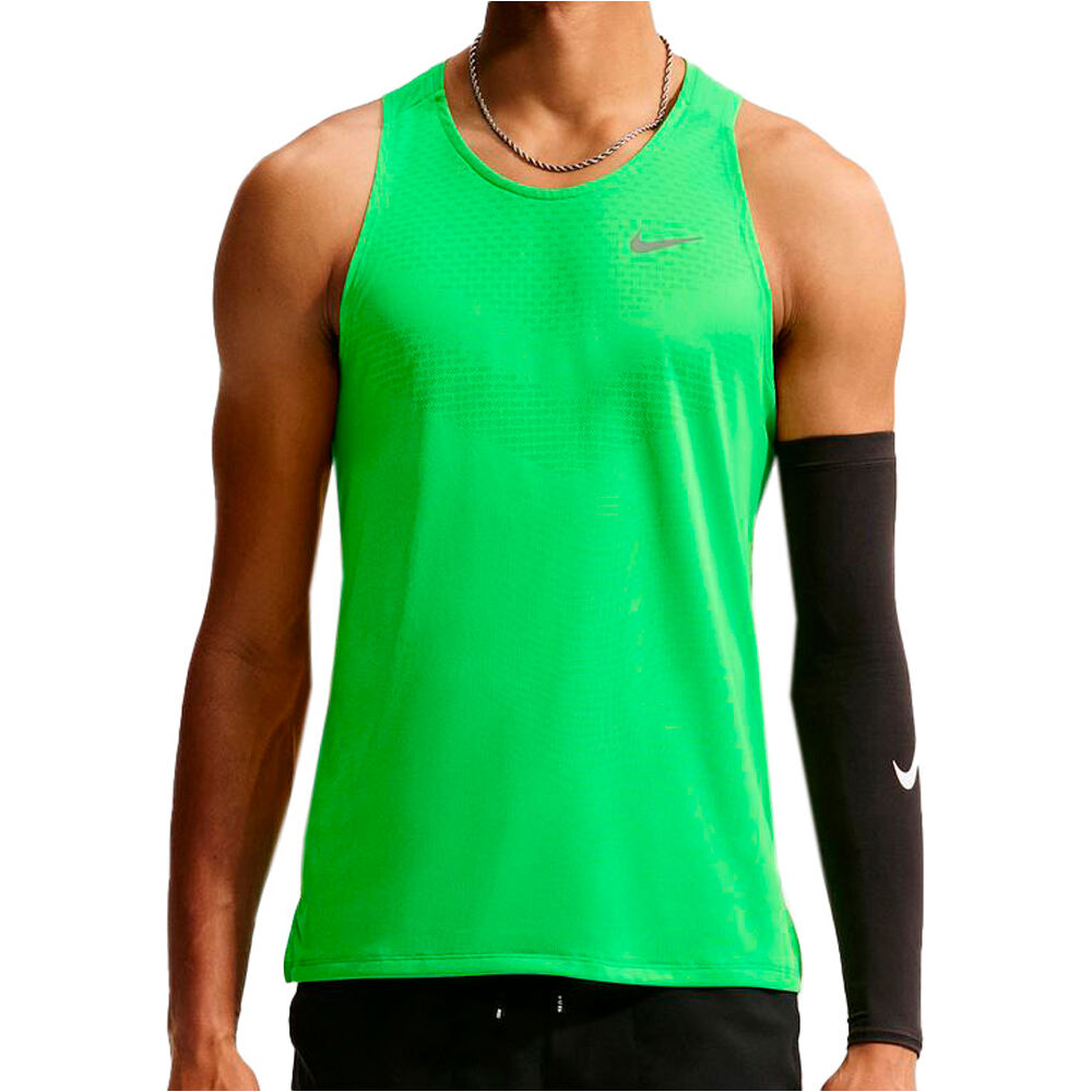 Nike camiseta entrenamiento tirantes hombre M NK DFADV STRIDE TANK VERDE vista frontal