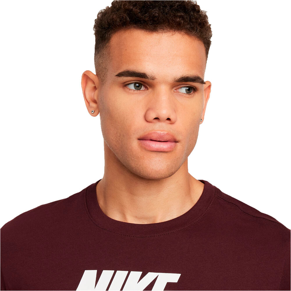 Nike camiseta manga corta hombre _M_M NSW TEE ICON FUTURA ROJO vista detalle