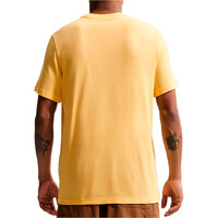 Nike camiseta manga corta hombre SPORTSWEAR ICON FUTURA AMARILLO vista trasera