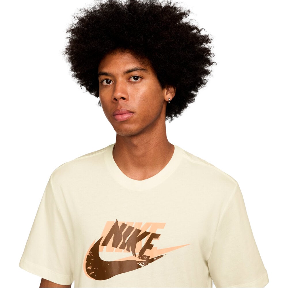 Nike camiseta manga corta hombre SPORTSWEAR  vista detalle