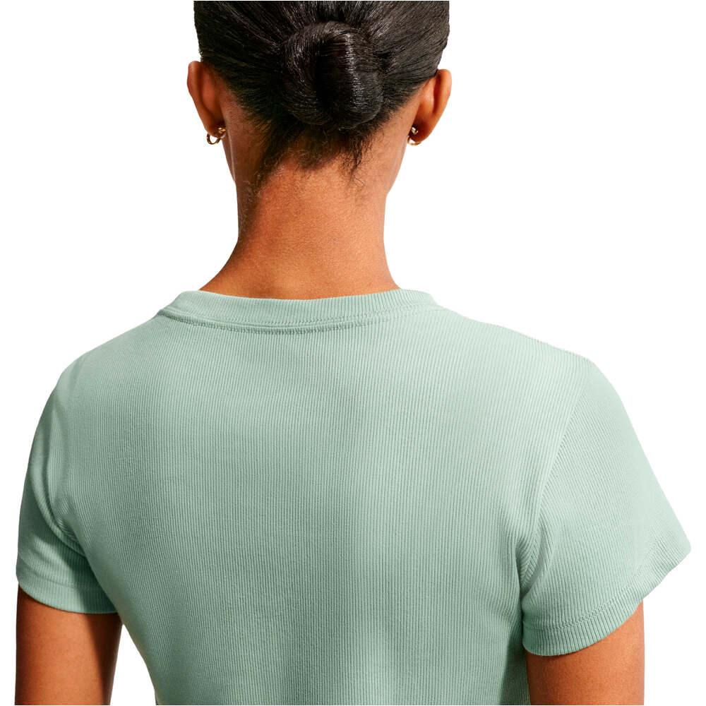 Nike camiseta manga corta mujer SPORTSWEAR VERDE 03