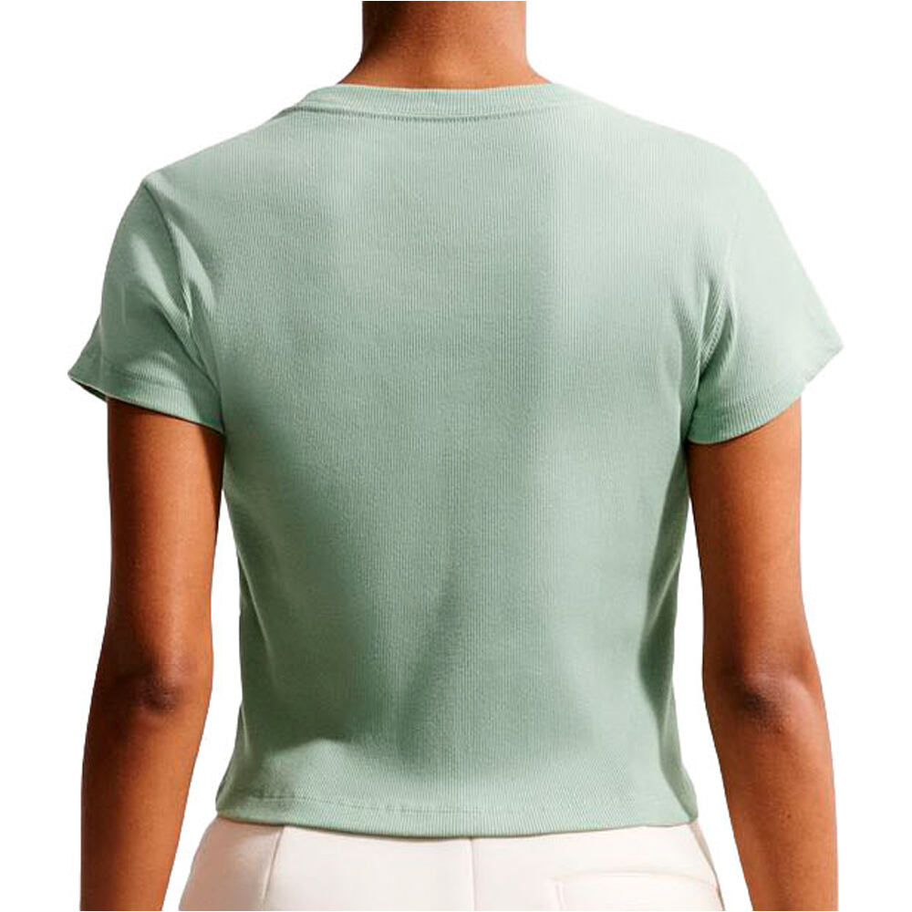 Nike camiseta manga corta mujer SPORTSWEAR VERDE vista trasera