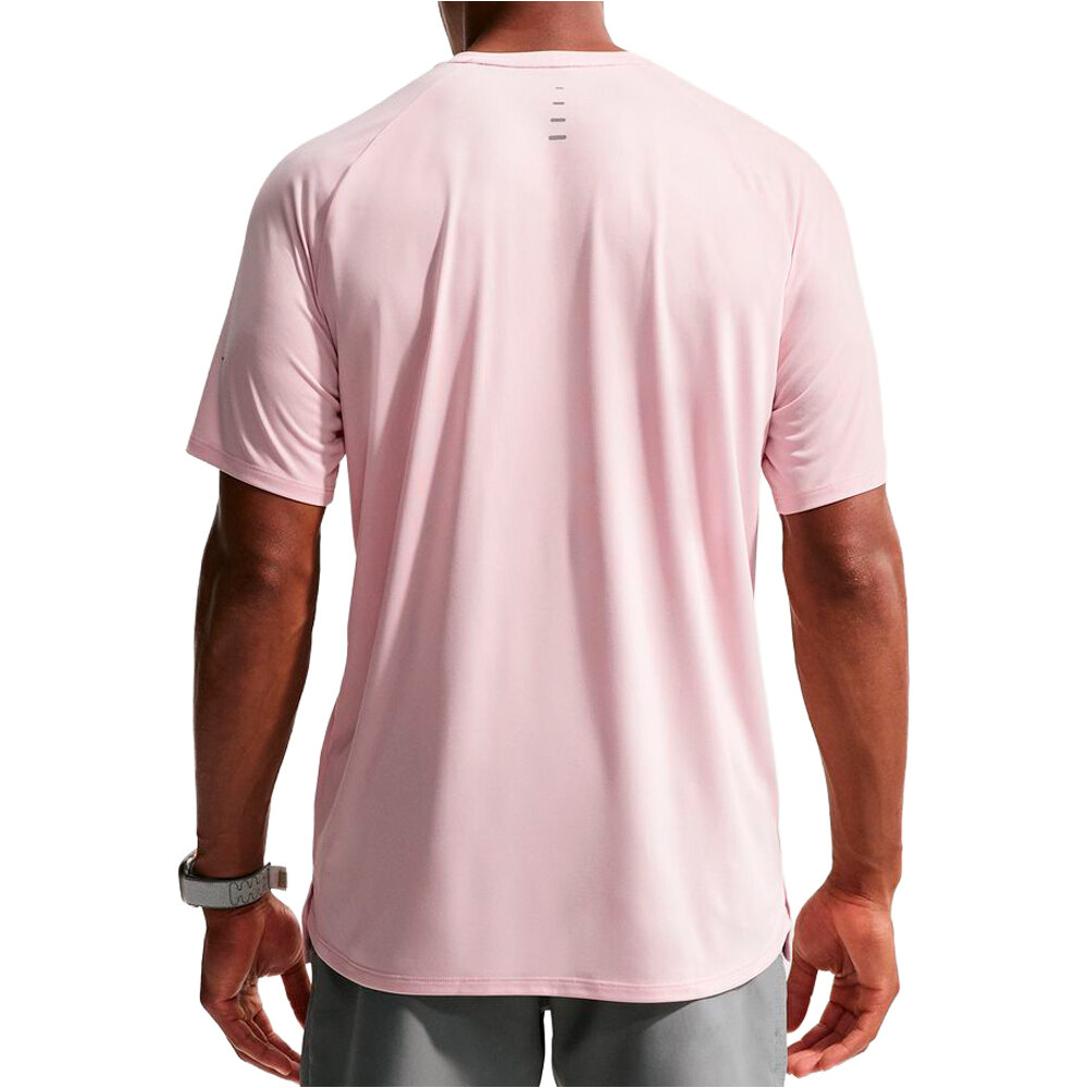 Nike camiseta técnica manga corta hombre DRI-FIT ADV STRIDE  vista trasera
