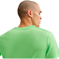 Nike camiseta técnica manga corta hombre DRI-FIT UV MILER AMARILLO 03