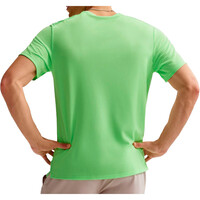 Nike camiseta técnica manga corta hombre DRI-FIT UV MILER AMARILLO vista trasera