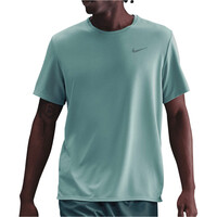 Nike camiseta técnica manga corta hombre DRI-FIT UV MILER VERDE vista frontal