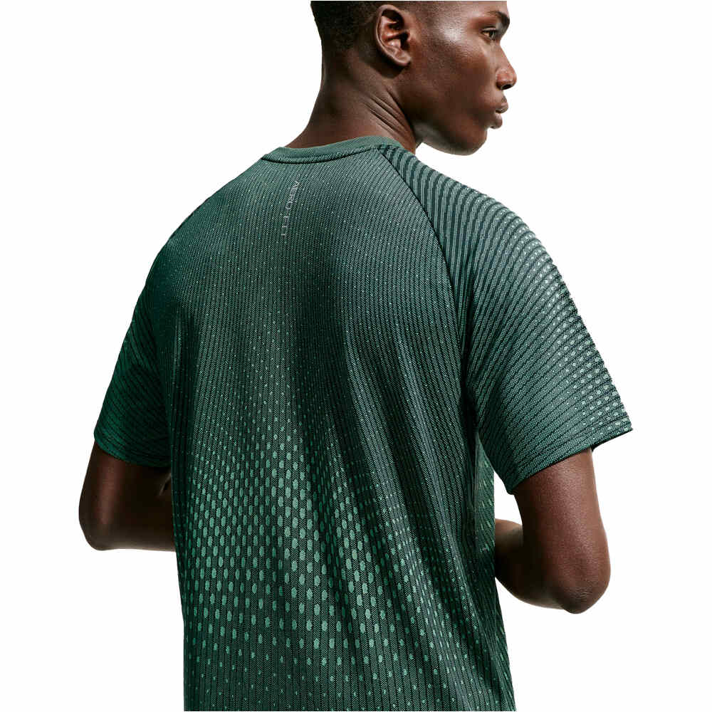 Nike camiseta técnica manga corta hombre M NK AF STRIDE SS TOP NEGRO 03