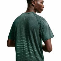 Nike camiseta técnica manga corta hombre M NK AF STRIDE SS TOP NEGRO 03