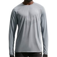 Nike camiseta técnica manga larga hombre M NK DFADV STRIDE LS TOP GRIS vista frontal
