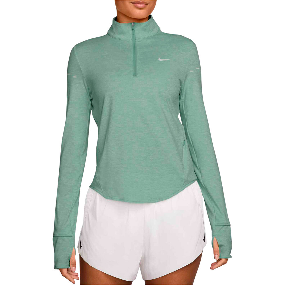 Nike camiseta técnica manga larga mujer DRI-FIT SWIFT VERDE vista frontal