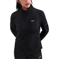 Nike camiseta técnica manga larga mujer THERMA-FIT SWIFT GRIS vista detalle