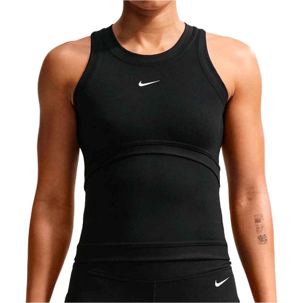 Nike camiseta técnica tirantes mujer DRI-FIT ONE NEGRO vista frontal