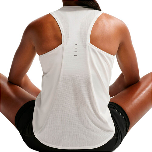 NIKE DRI-FIT SWIFT marron