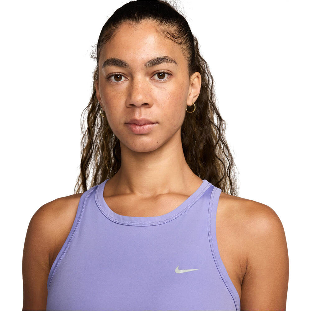 Nike camiseta técnica tirantes mujer DRI-FIT TEMPO MORADO vista detalle