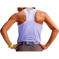 Nike camiseta técnica tirantes mujer W NK SWIFT DF TANK STNDRD MORADO vista trasera