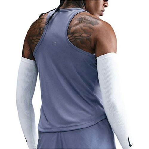 NIKE DRI-FIT TEMPO SWOOSH azul