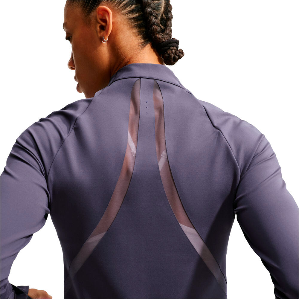 Nike camisetas fitness mujer W NK DF UNVRSA QZ LS TOP MESH GRIS 03